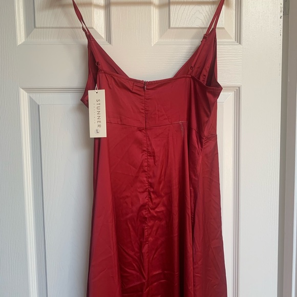 Stunner Boutique | Maroon/Red Prom Dress - Picture 5 of 5